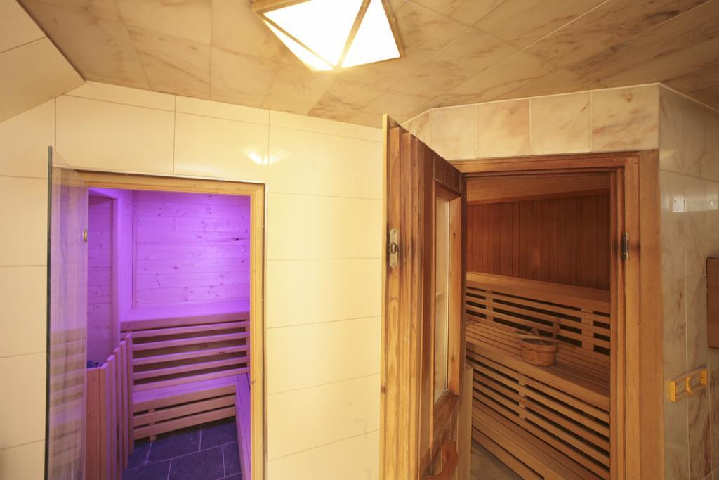 Lake And Cityhotel Edelweiss - Self Check In Zell am See Exterior foto